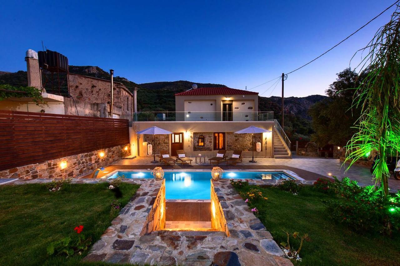Tzouganos Villa Sfinárion Extérieur photo