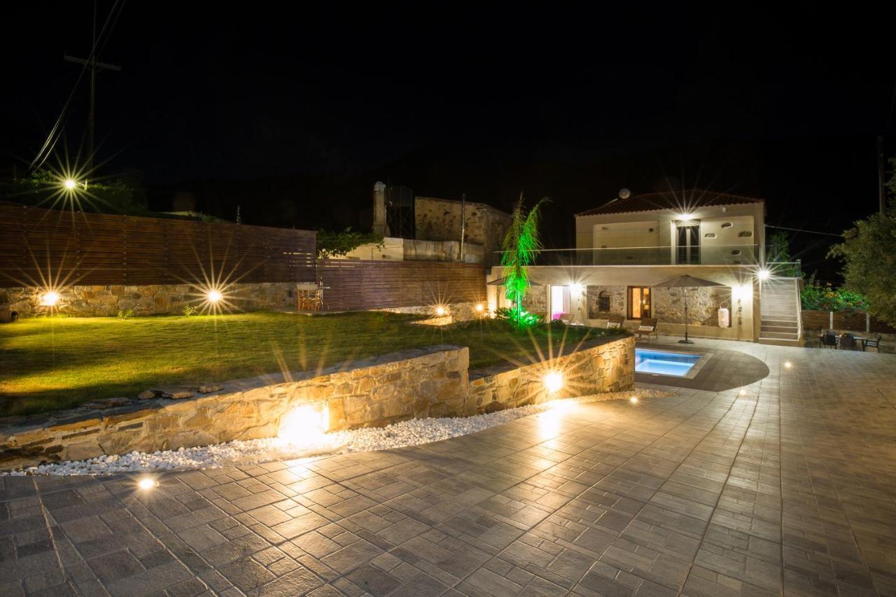 Tzouganos Villa Sfinárion Extérieur photo