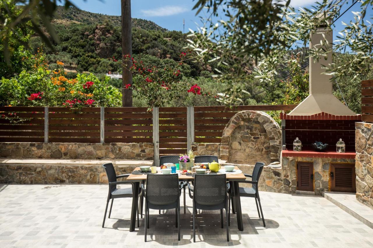 Tzouganos Villa Sfinárion Extérieur photo