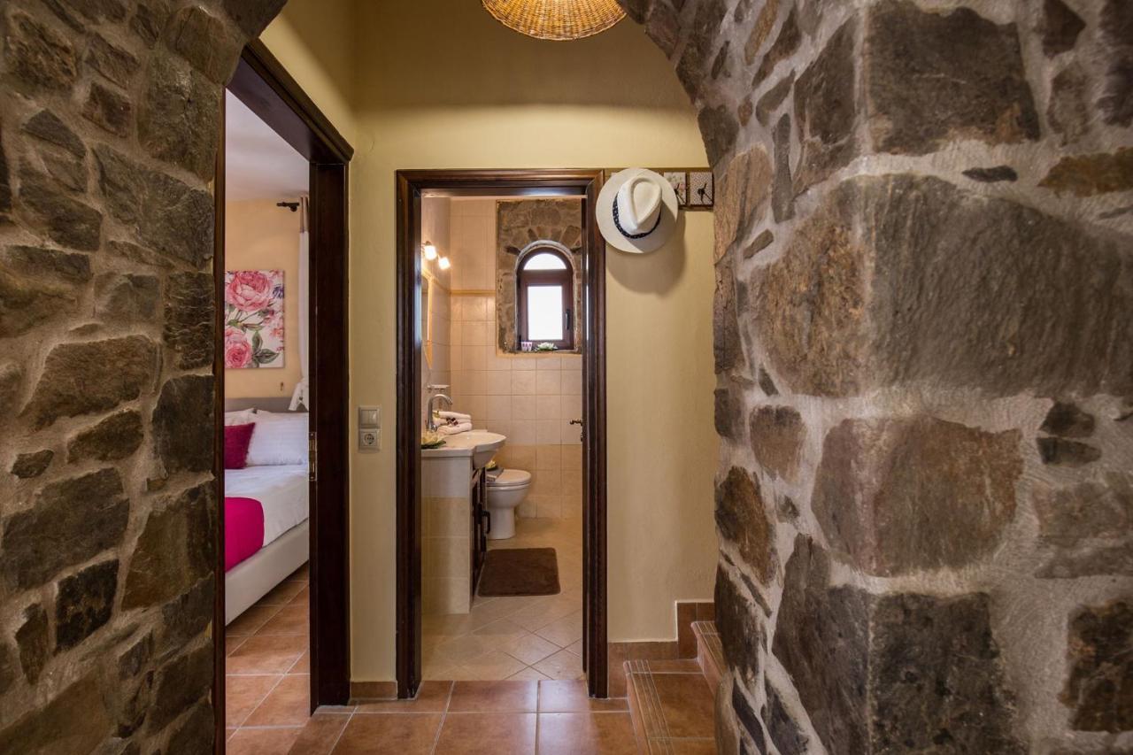 Tzouganos Villa Sfinárion Extérieur photo