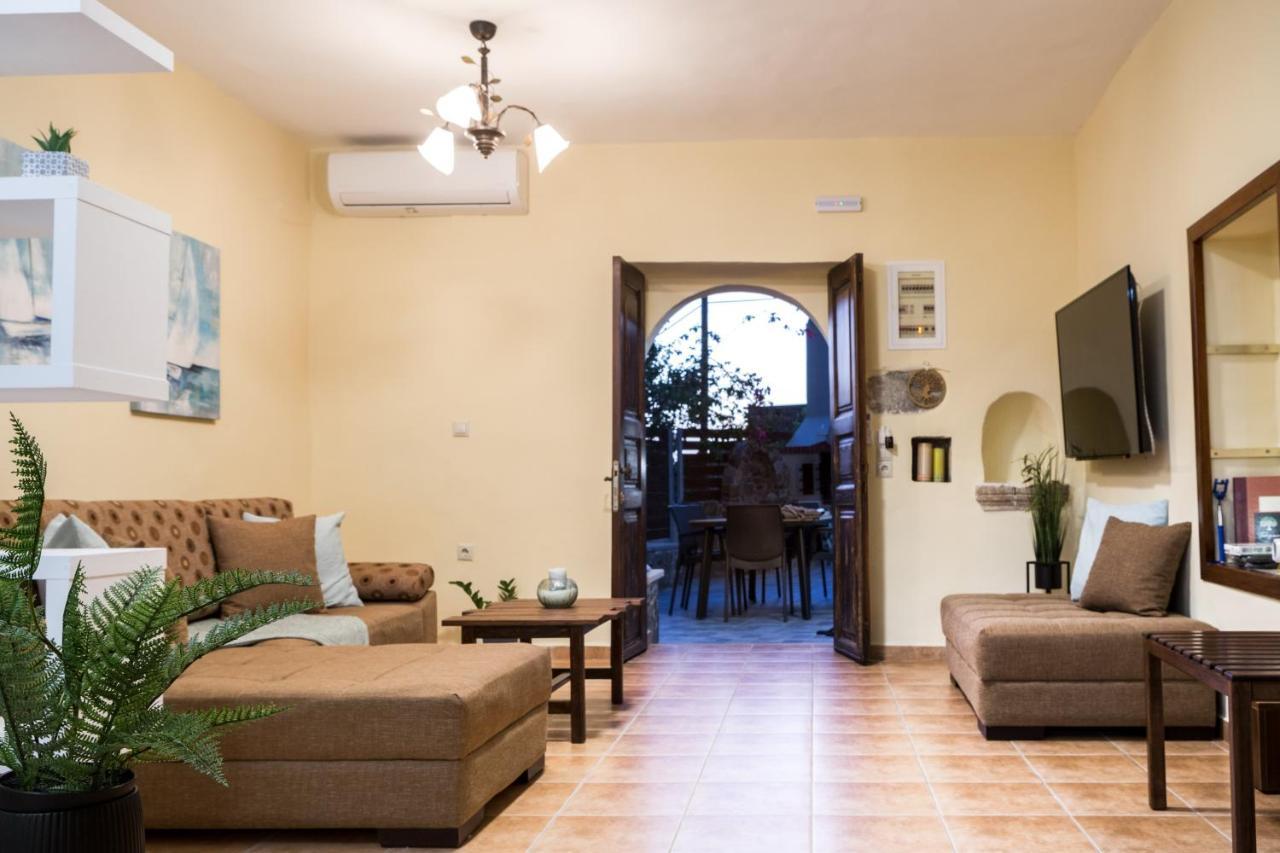Tzouganos Villa Sfinárion Extérieur photo